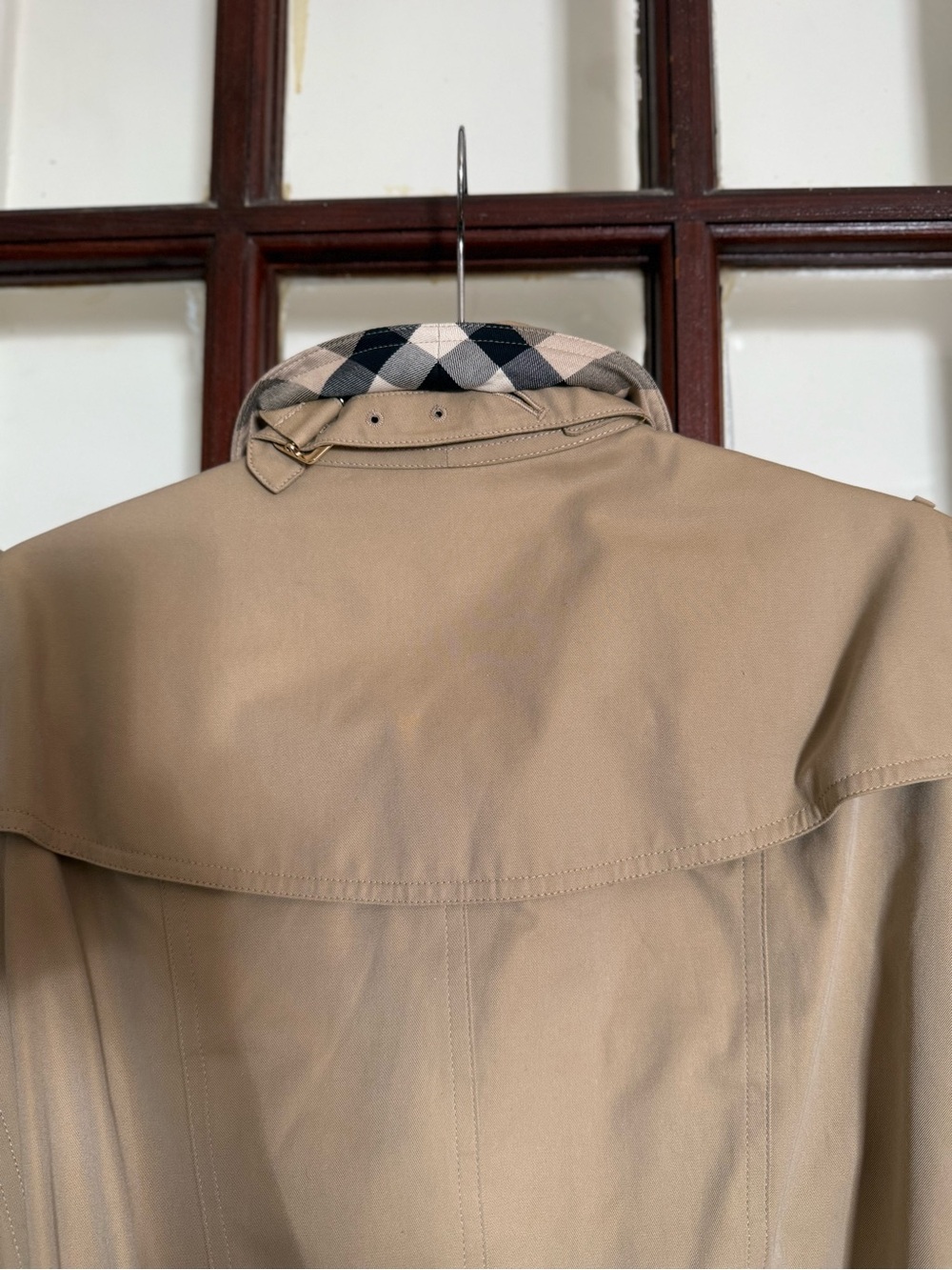 Burberry Honey Beige Double-Breasted Trench Coat with Gold Belt + Buckles - Picture 9 of 16